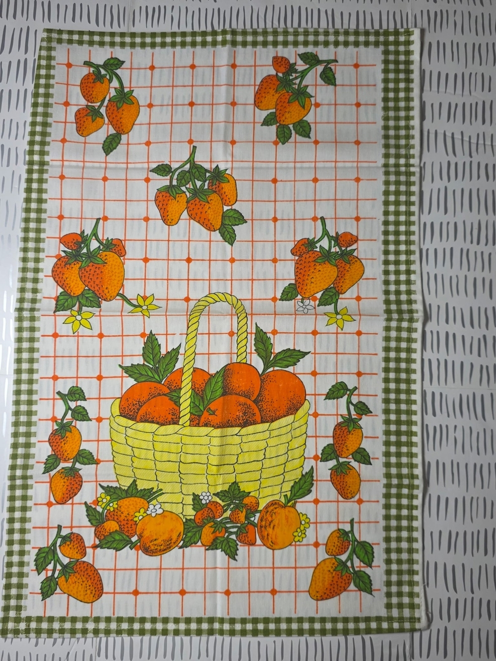 Vintage Kitchen Tea Towel Strawberries Orange Basket Gingham 1970s